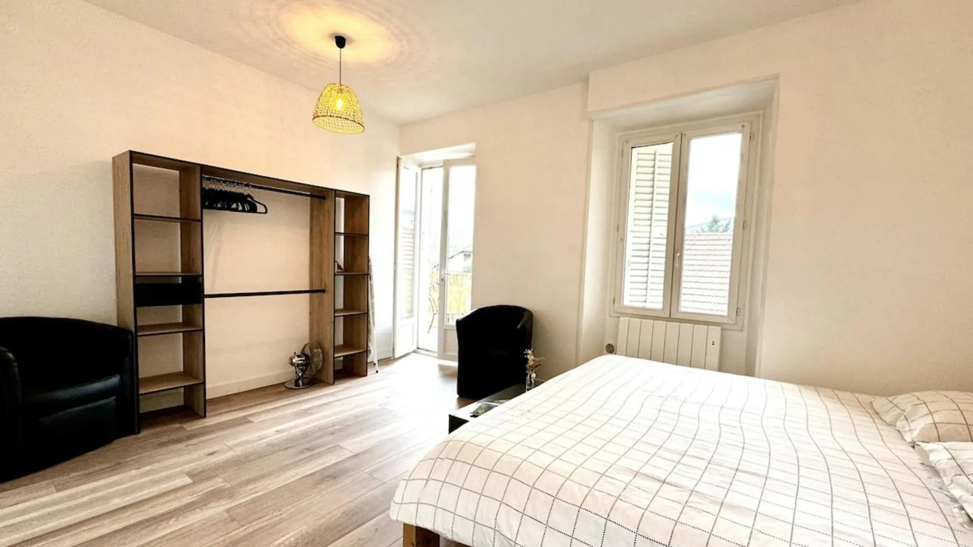 Le Grand Port - T2 With Parking Apartment Aix-les-Bains France
